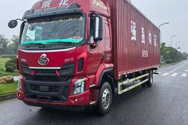 二手东风柳汽 乘龙H5中卡 270马力 4X2 9.7米厢式载货车(国六) 单桥 玉柴二手载货车 黄牌