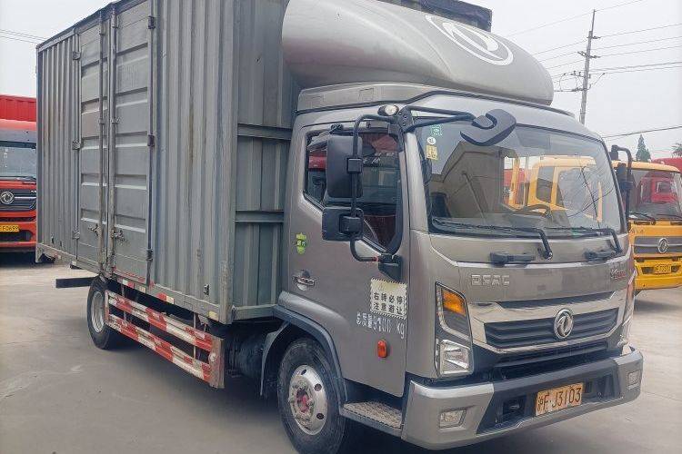 二手东风凯普特 185马力 载货车