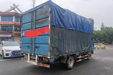 二手跃进 上骏X500-33 140马力 4.17米单排仓栅式轻卡(国五) 单桥 云内动力二手载货车 黄牌图片
