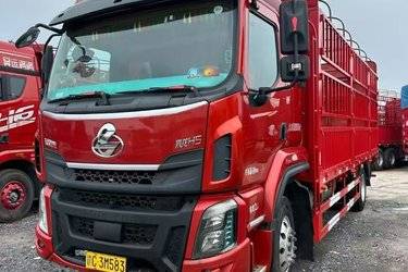 二手东风柳汽 乘龙H5中卡 240马力 4X2 6.8米仓栅式载货车(国五) 单桥 玉柴二手载货车 黄牌