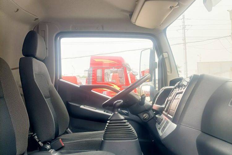 二手东风凯普特 185马力 载货车
