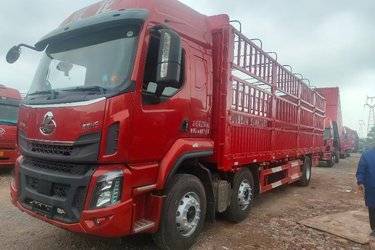 二手东风柳汽 乘龙H5中卡 290马力 6X2 9.7米仓栅式载货车(国五) 前四后四 玉柴二手载货车 黄牌图片