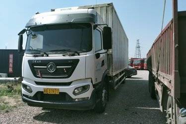 二手东风商用车 天锦KR 245马力 4X2 9.8米厢式载货车(国五) 单桥 康明斯二手载货车 黄牌