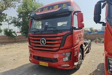 二手大运 N8V重卡 质惠2.0新北方版 460马力 6X4 LNG牵引车(国六) 双驱 潍柴二手牵引车 黄牌图片