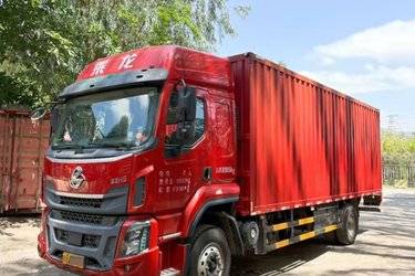 二手东风柳汽 乘龙H5中卡 245马力 4X2 7.8米厢式载货车(国六) 单桥 玉柴二手载货车 黄牌