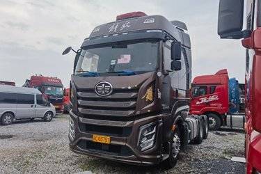 二手一汽解放 J6V重卡 质惠版 520马力 6X4 牵引车(液缓)(国六) 双驱 锡柴二手牵引车 黄牌图片