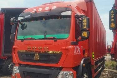 二手中国重汽 HOWO TX7 290马力 4X2 9.6米AMT自动档厢式载货车(国六) 单桥 曼二手载货车 黄牌