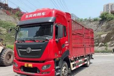 二手东风商用车 天锦KR PLUS 舒适版 290马力 4X2 6.8米仓栅式载货车(国六)(高顶双卧)(国六) 单桥 东风二手载货车 黄牌