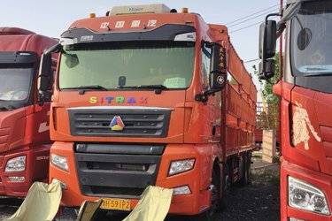 二手中国重汽 汕德卡SITRAK C7H重卡 480马力 8X4 9.52米仓栅式载货车(国五) 前四后八 曼二手载货车 黄牌图片
