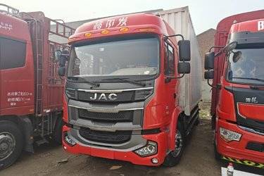 二手江淮 格尔发A5LIII中卡 220马力 4X2 7.8米厢式载货车(国六) 单桥 云内动力二手载货车 黄牌