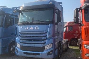 二手江淮 格尔发K7重卡 560马力 6X4 AMT自动挡牵引车(国五) 双驱 曼二手牵引车 黄牌图片