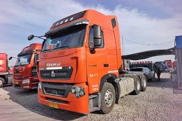 二手中国重汽 HOWO T7H重卡 480马力 6X4牵引车(国五) 双驱 曼二手牵引车 黄牌图片