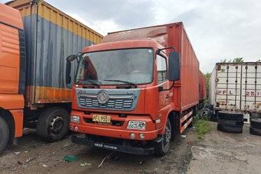 二手东风商用车 天锦VR 225马力 4X2 6.75米排半厢式载货车(国六) 单桥 东风康明斯二手载货车 黄牌