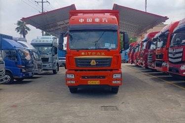二手中国重汽 汕德卡SITRAK G5重卡 290马力 4X2 9.6米厢式载货车(国六) 单桥 曼二手载货车 黄牌