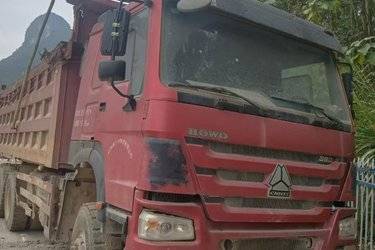 二手中国重汽 HOWO重卡 380马力 6X4 7.3米自卸车(国四) 前四后八 中国重汽二手自卸车 黄牌
