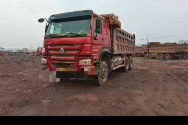 二手中国重汽 HOWO重卡 380马力 6X4 6米自卸车(国四) 后八轮 中国重汽二手自卸车 黄牌