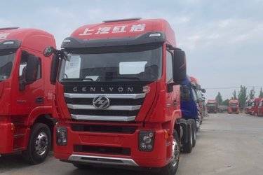 二手上汽红岩 杰狮C6-M PLUS 重载版 460马力 6X4 牵引车(国六)(速比4.677)(国六) 双驱 玉柴二手牵引车 黄牌