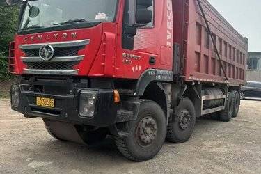 二手上汽红岩 杰狮C500重卡 重载版 450马力 8X4 8.3米自卸车(国五) 前四后八 上菲红二手自卸车 黄牌图片