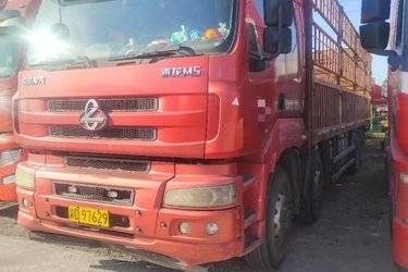 二手东风柳汽 乘龙M5重卡 350马力 8X4 9.6米仓栅式载货车(国四) 前四后八 东风二手载货车 黄牌图片