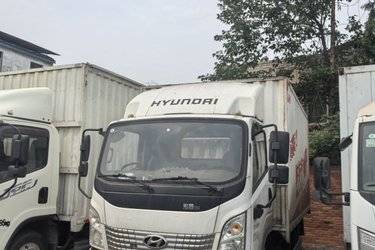 二手现代商用车 泓图EV 4.5T 4.22米单排纯电动厢式轻卡  二手电动卡车电动载货车图片