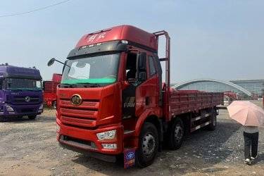 二手一汽解放 J6L中卡 精英版 260马力 6X2 7.7米栏板载货车(国六)(高顶)(速比4.444)(国六) 前四后四 大柴二手载货车 黄牌图片