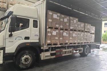 二手福田 欧航R系 240马力 4X2 7.8米厢式载货车(国六) 单桥 福田康明斯二手载货车 黄牌