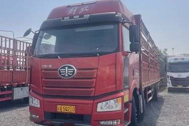 二手一汽解放 J6L中卡 2019款 280马力 6X2 9.7米仓栅式载货车(国五) 前四后四 锡柴二手载货车 黄牌图片