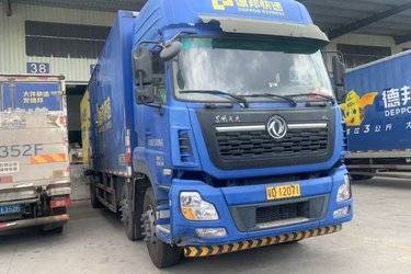 二手东风商用车 天龙VL重卡 245马力 6X2 9.6米厢式载货车(国五) 前四后四 安徽康明斯二手载货车 黄牌