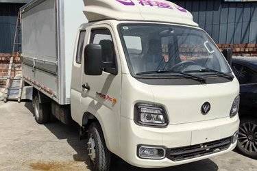二手福田 祥菱M2 Pro 豪华型 1.6L 122马力 汽油 3.3米排半翼开启厢式微卡(国六) 单桥 东安二手载货车 蓝牌图片