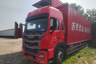 二手江淮 格尔发A5XⅢ中卡 290马力 4X2 9.8米厢式载货车(国六) 单桥 玉柴二手载货车 黄牌图片
