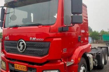二手陕汽重卡 德龙新M3000 轻量化版 400马力 6X4牵引车(低顶)(国五) 双驱 潍柴二手牵引车 黄牌