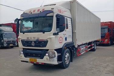 二手中国重汽 HOWO TX重卡 280马力 4X2 9.92米厢式载货车(国五) 单桥 曼二手载货车 黄牌图片