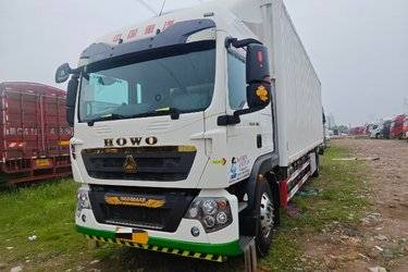 二手中国重汽 HOWO TX 270马力 4X2 9.6米厢式载货车(国六)(10挡)(国六) 单桥 曼二手载货车 黄牌图片