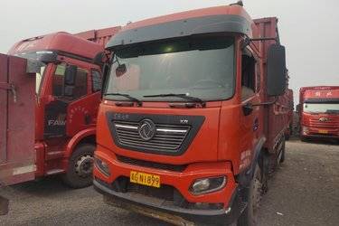 二手东风商用车 天锦重卡 292马力 6X2 9.8米仓栅式载货车(国五) 前四后四 雷诺二手载货车 黄牌图片