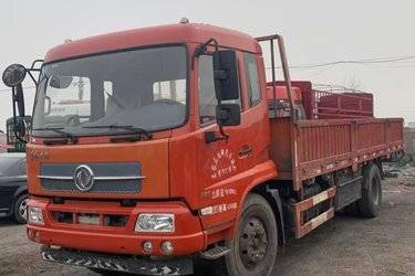 二手东风商用车 天锦KR中卡 舒适版 180马力 4X2 6.75米排半栏板载货车(国五) 单桥 东风康明斯二手载货车 黄牌图片
