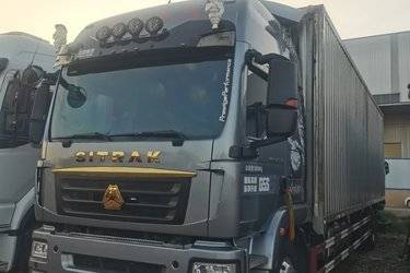 二手中国重汽 汕德卡SITRAK G5S 豪华版 290马力 4X2 9.6米AMT自动档厢式载货车(国六) 单桥 曼二手载货车 黄牌图片