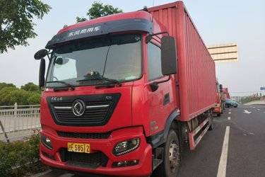 二手东风商用车 天锦KR 星耀版 260马力 4X2 9.8米厢式载货车(国六) 单桥 东风康明斯二手载货车 黄牌图片