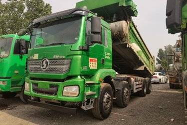 二手陕汽重卡 德龙新M3000 375马力 8X4 6.5米自卸车(国五) 前四后八 潍柴二手自卸车 黄牌图片
