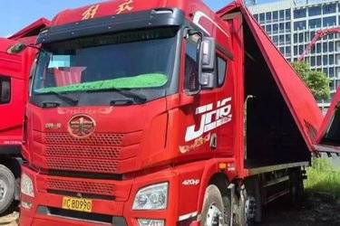 二手青岛解放 JK6 18T 4X2 7.75米纯电动翼开启厢式载货车  二手电动卡车电动载货车图片