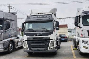 二手沃尔沃 新FM重卡 460马力 6X2R牵引车(2.79速比)(国五) 后提升 沃尔沃二手牵引车 黄牌图片
