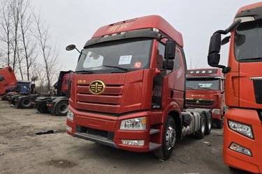 二手一汽解放 新J6P重卡 500马力 6X4牵引车(国五) 双驱 锡柴二手牵引车 黄牌图片