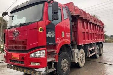 二手一汽解放 新J6P重卡 460马力 8X4 6.5米自卸车(国五) 前四后八 锡柴二手自卸车 黄牌