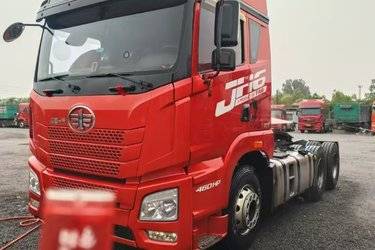 二手青岛解放 JH6重卡 460马力 6X4牵引车(国五) 双驱 潍柴二手牵引车 黄牌图片