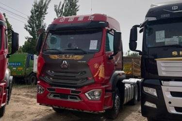 二手中国重汽 HOWO T7H重卡 540马力 6X4牵引车(国五) 双驱 潍柴二手牵引车 黄牌图片