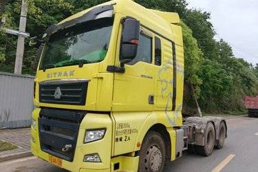 二手中国重汽 汕德卡SITRAK G7重卡 540马力 6X4牵引车(国五) 双驱 中国重汽二手牵引车 黄牌图片