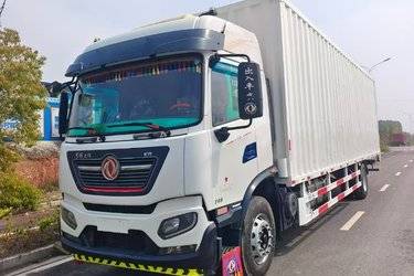 二手东风商用车 天锦KR 245马力 4X2 9.8米厢式载货车(国五) 单桥 康明斯二手载货车 黄牌图片