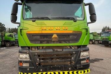 二手中国重汽 HOWO TX重卡 460马力 8X4 6.8米自卸车(国六) 前四后八 曼二手自卸车 黄牌