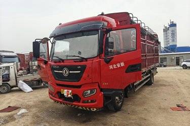 二手东风商用车 天锦KR 245马力 4X2 6.8米仓栅式载货车(国五) 单桥 东风康明斯二手载货车 黄牌