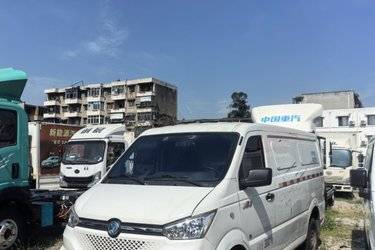 二手东风小康 EC36 2.2T 4.5米纯电动轻客41.86kWh  二手电动卡车电动封闭厢货图片