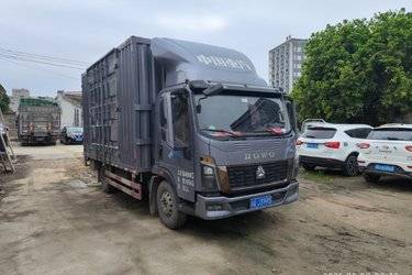 二手中国重汽HOWO 统帅 150马力 4.15米单排厢式轻卡(国六) 单桥 潍柴二手载货车 黄牌图片